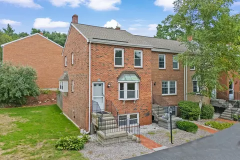 51 Derryfield Ct #51, Manchester, NH 03104