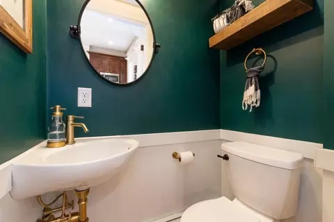 747 E Broadway, Boston, MA 02127 photo 11