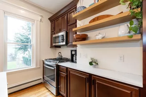 747 E Broadway, Boston, MA 02127 photo 3
