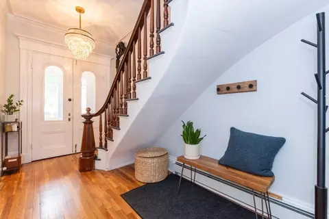 747 E Broadway, Boston, MA 02127 photo 9