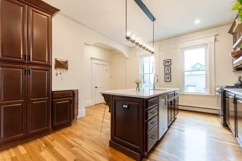 747 E Broadway, Boston, MA 02127 photo 5