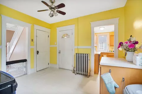Entry Way - 69 Monrovia St, Springfield, MA 01104 photo 1 of 1