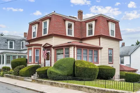 94 Houghton St, Boston, MA 02122