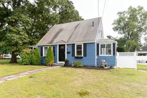 25 Warren Ave, Chelmsford, MA 01824