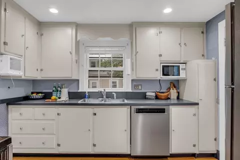 5 Chase Rd, Stoneham, MA 02180 photo 15