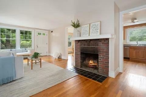 71 Grove St, Reading, MA 01867 photo 6