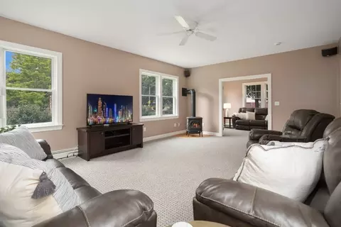 71 Grove St, Reading, MA 01867 photo 17
