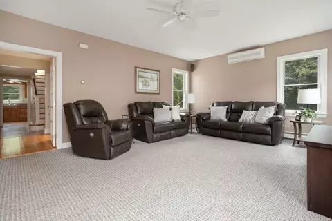 71 Grove St, Reading, MA 01867 photo 15