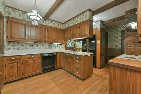 591 Common St, Walpole, MA 02081 photo 14