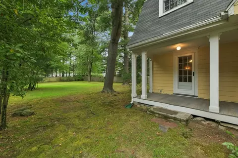 591 Common St, Walpole, MA 02081 photo 5