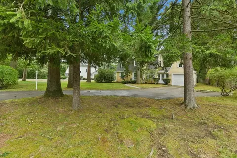 591 Common St, Walpole, MA 02081 photo 33