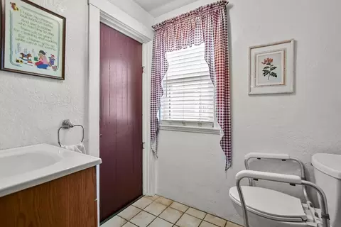 Bath - 45 Staples Ave # A, Everett, MA 02149 photo 1 of 3