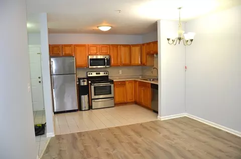 20 Heaths Ct #104, Lynn, MA 01905