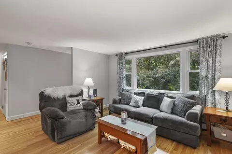 16 Pine Ridge Dr, Ayer, MA 01432 photo 2