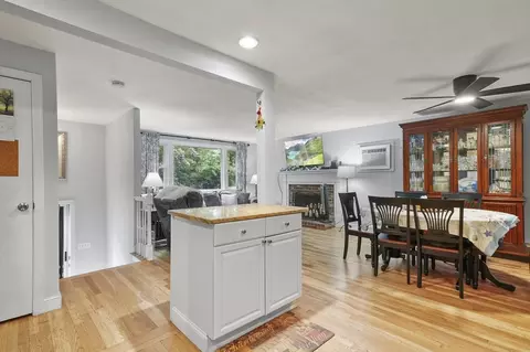 16 Pine Ridge Dr, Ayer, MA 01432 photo 9