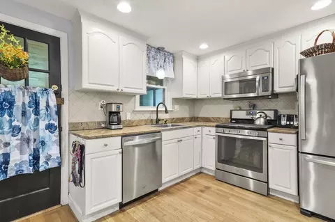 16 Pine Ridge Dr, Ayer, MA 01432 photo 10