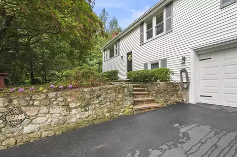 16 Pine Ridge Dr, Ayer, MA 01432 photo 34