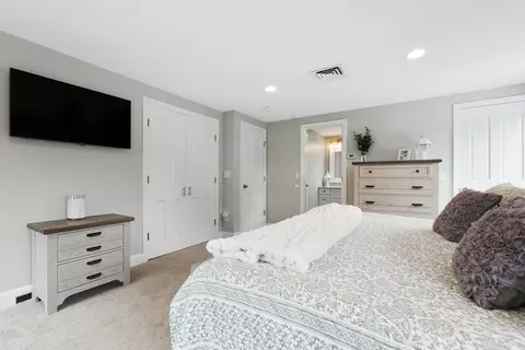 1 Lobao Dr, Danvers, MA 01923 photo 20