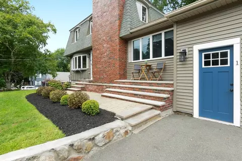 1 Lobao Dr, Danvers, MA 01923 photo 2