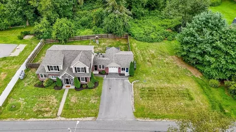 164 Pond St, Georgetown, MA 01833 photo 34