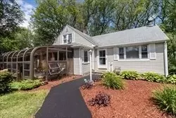 15 Fyrbeck Ave, Shrewsbury, MA 01545