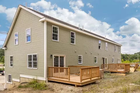 136 Brooks St, Worcester, MA 01606 photo 3
