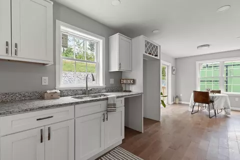 136 Brooks St, Worcester, MA 01606 photo 15