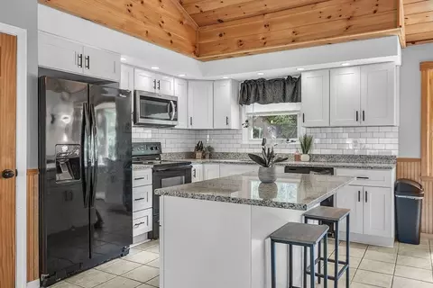 26 Hillcrest Rd, Athol, MA 01331 photo 6