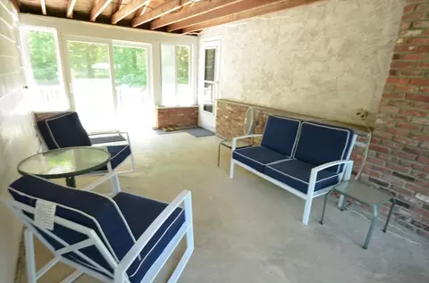 Exterior - 55 Read Dr, Hanover, MA 02339 photo 4 of 7