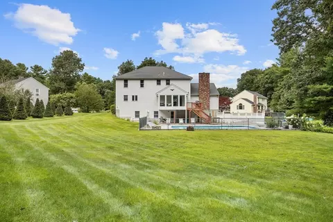 31 Sunset Dr, Dudley, MA 01571 photo 9
