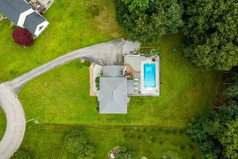 31 Sunset Dr, Dudley, MA 01571 photo 6