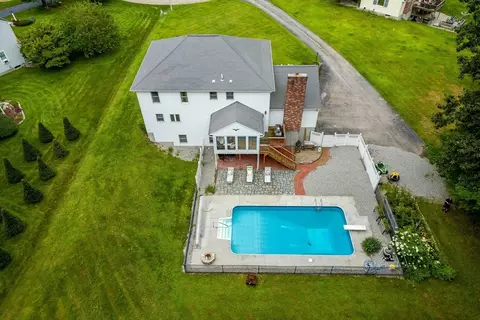 31 Sunset Dr, Dudley, MA 01571 photo 4