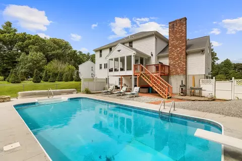31 Sunset Dr, Dudley, MA 01571 photo 11