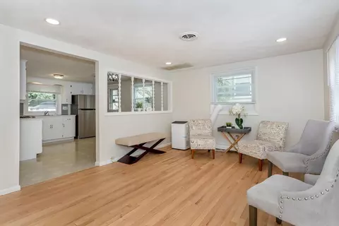 4861 Washington St, Boston, MA 02132