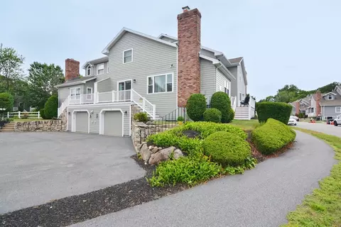 9 Carnation Cir #A, Reading, MA 01867