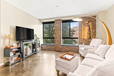 357 Commercial St #121, Boston, MA 02109