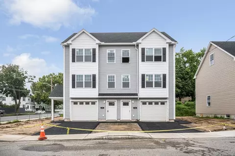 72 Bunker Hl #72, Lowell, MA 01850