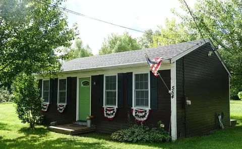 554 Hodges St, Taunton, MA 02780