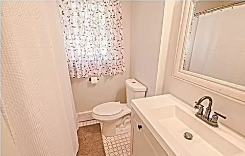492 Cotuit Rd, Mashpee, MA 02649 photo 9