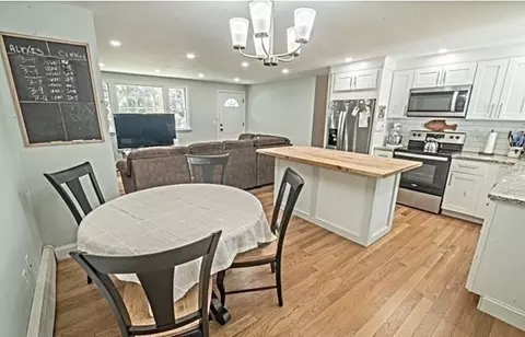 492 Cotuit Rd, Mashpee, MA 02649 photo 4