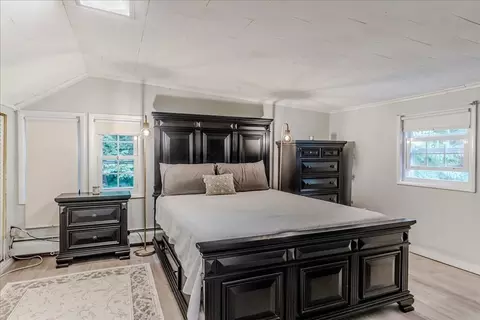 Bedroom - 6 Brookhaven Rd, Worcester, MA 01606 photo 6 of 8