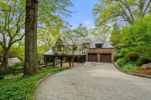 6 Old Colony Rd, Worcester, MA 01609 photo 4