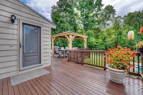 Exterior - 6 High Plain Cir, Sharon, MA 02067 photo 3 of 12
