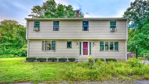 6 High Plain Cir, Sharon, MA 02067