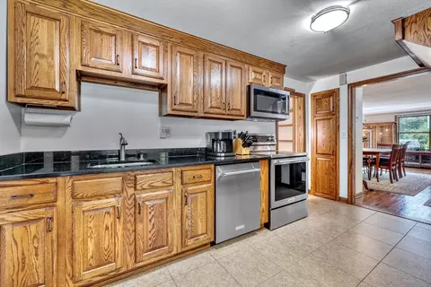 Kitchen - 6 High Plain Cir, Sharon, MA 02067 photo 1 of 3