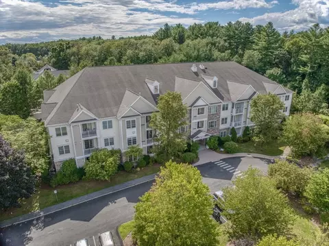 1000 Albion Rd #1104, Bedford, MA 01730