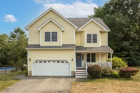 6 Michelle Dr, Salisbury, MA 01952