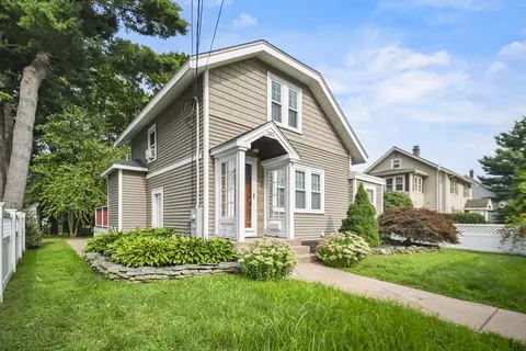 583 Franklin St, Framingham, MA 01702