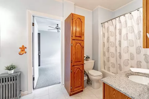 Bath - 124 Audubon St, Springfield, MA 01108 photo 2 of 3
