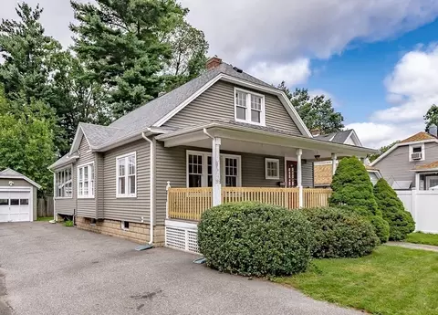 124 Audubon St, Springfield, MA 01108